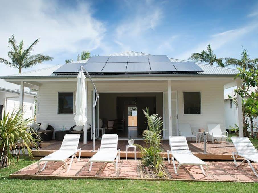 Byron Palms Guesthouse & Spa - Adults Only Byron Bay Exterior photo